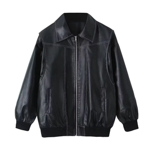 Veste vintage en similicuir noir avec coutures contrastées et finitions côtelées