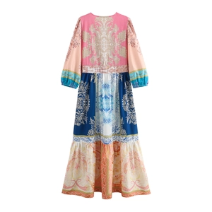 Abito lungo da donna con scollo a V, maniche lunghe e stampa patchwork floreale
