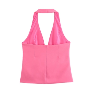 Pink halter neck top with deep V-neck and stylish waist stitching in minimalist summer style