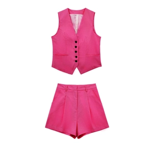 Women's 2-piece linen blend suit with V-neck vest and high-waisted shorts in rose pink