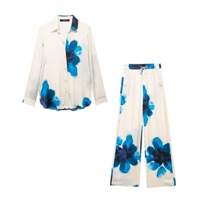 Ensemble 2 pièces pour femmes avec chemise à fleurs et pantalon large assorti imprimé