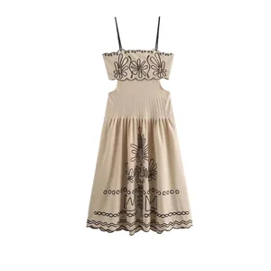 Abito da Donna Estivo in Misto Cotone con Ricamo Spalline Sottili Bordo Smerlato Intaglio in Vita Abito Midi Beige Floreale