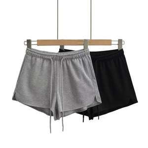 Short décontracté d'été à taille haute avec cordon en tissu côtelé noir et gris clair