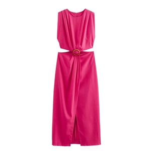 Sleeveless rose pink cutout dress with central wooden ring detail and high slit hem
