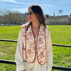 Women Floral Quilted Vest V Neck Padded Sleeveless Jacket French Vintage Printed Waistcoat Outerwear For Autumn Winter