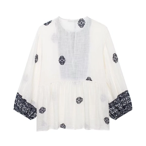 Summer women's white long sleeve embroidered cotton blouse with ethnic floral patterns