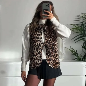 Women Leopard Print Corduroy Quilted Vest Padded Waistcoat Bow Tie Front Tie V Neck Casual Streetwear Outerwear Top