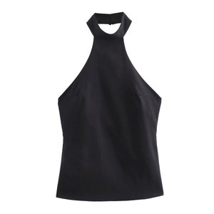 Haut licou ajusté pour femme en noir uni avec col montant et fermeture boutonnée au dos