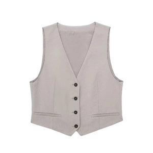 Gilet de costume gris clair ajusté pour femmes avec col en V et fermeture à quatre boutons