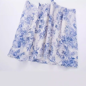 Summer floral chiffon dress for women with elegant blue and purple vintage flower patterns