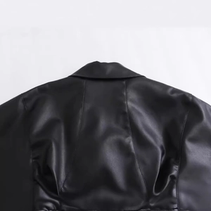 Veste en similicuir noir pour femme avec col classique et panneau arrière lisse