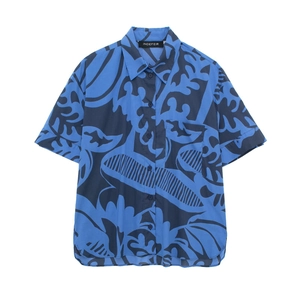 Detail of blue casual short sleeve shirt featuring abstract floral print and front pocket