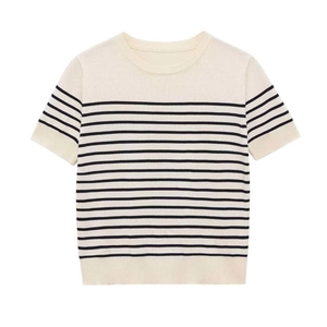 Women's Short Sleeve Striped Knitted Top Casual Round Neck Polyester Slim Fit Knit Shirt Basic Tee Summer Fashion Outfits
