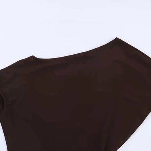 Short sleeve boat neck patchwork dress in dark brown with smooth flowing fabric