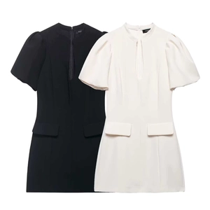 Robe Courte Élégante à Col Rond et Manches Bouffantes pour Femmes Coupe Ajustée Avec Poches à Rabat Couleur Unie Mode Été