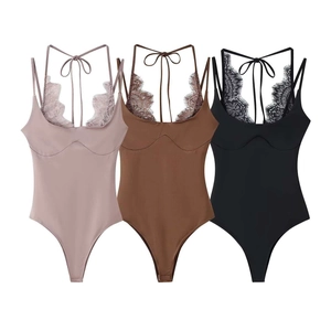 Damen Sexy Spitzen-Patchwork Bodysuit Halterneck Slim Fit Spaghettiträger Rippstrick Jumpsuit Für Sommer Strand Party Club