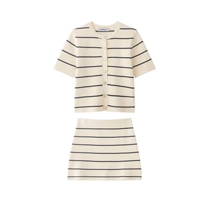 Cardigan en Tricot à Rayures pour Femmes et Mini-jupe Ensemble d'été Col Rond Boutons Dorés Casual Chic pour Femmes