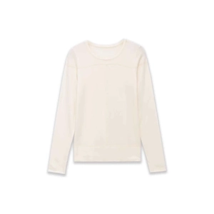 Minimalistische beige gebreide trui met lange mouwen, ronde hals en sierstiksels