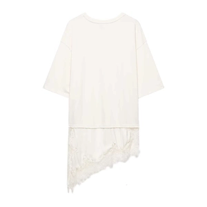 Women's white short sleeve T-shirt with minimalist asymmetric lace patchwork hem