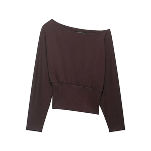Minimalist chocolate brown off-shoulder cotton sweatshirt with ribbed cuffs and hem
