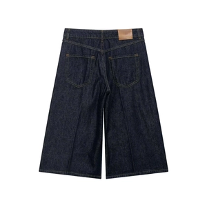 Women's vintage loose dark blue denim wide-leg shorts with back pockets and leather patch