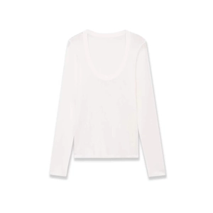Slim fit white scoop neck long sleeve knit top for women made with breathable fabric