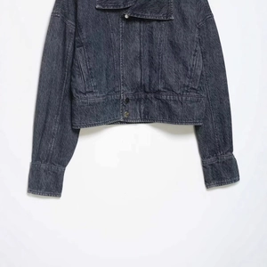 Vintage dark gray washed denim jacket for women featuring a cropped cut and retro texture