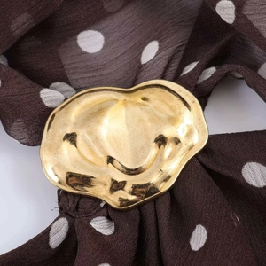 Gold irregular hammered smile face silk scarf ring clip with shiny metallic finish