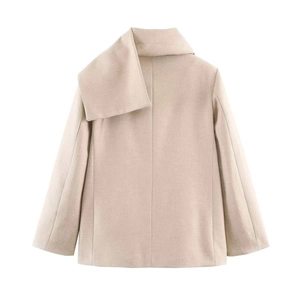 Cappotto corto da donna in misto lana beige con elegante collo a scialle asimmetrico