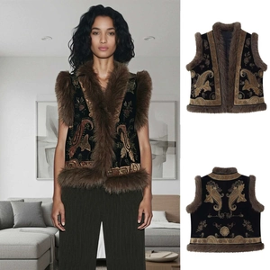 Women's Vintage Ethnic Embroidery Velvet Vest With Faux Fur Trim Sleeveless Paisley Floral Waistcoat Retro Commuting Top