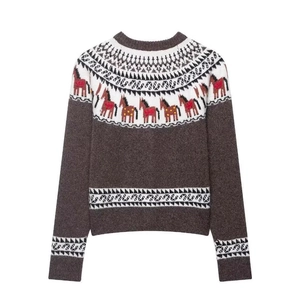 Pull en maille Fair Isle pour femmes avec motif de cheval rouge et bordure géométrique