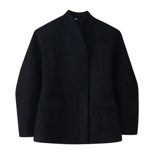 Fashionable black short stand-collar tweed jacket with flap pockets for women in autumn