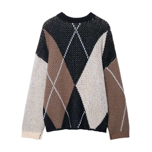 Pull en maille à losanges avec col rond et manches longues en noir et beige classique