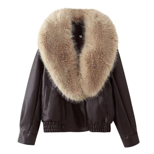 Veste en cuir marron foncé pour femme avec grand col en fourrure amovible et ourlet