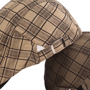 British retro plaid beret caps in khaki and coffee with adjustable metal buckles