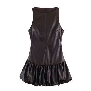 Robe courte sans manches en similicuir noir pour femme avec ourlet boule élégant