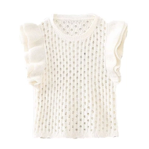 Top in maglia traforata bianco crema con eleganti maniche a balze stile chic da donna