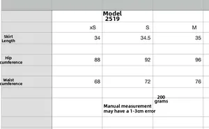 Tableau des tailles pour jupe plissée avec mesures de taille et hanches en cm