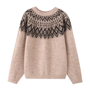 Vintage diamond patterned knit sweater in light brown with classic geometric jacquard detail