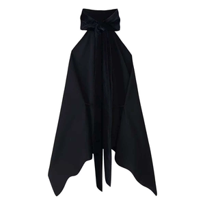 Modisches schwarzes Neckholder-Top mit hohem Kragen, Samtbändern und eleganter A-Linien-Form