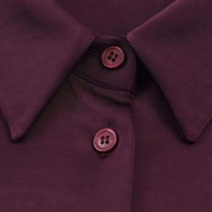 Vintage purple loose fit shirt with retro collar and matching resin buttons detail
