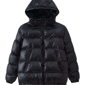 Glänzende schwarze Kapuzen-Steppjacke mit lockerer Passform und Quersteppung für Damen