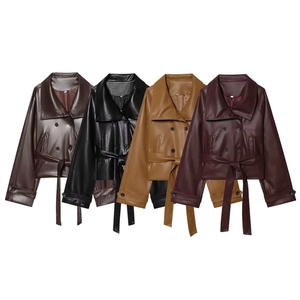 Veste en similicuir pour femme en quatre couleurs avec double boutonnage et ceinture