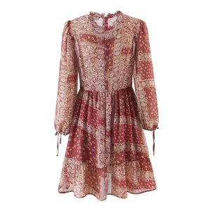 Robe Midi Bohème pour Femmes avec Imprimé Paisley Taille Smockée Col Montant à Volants Manches Longues Poignets à Cordon