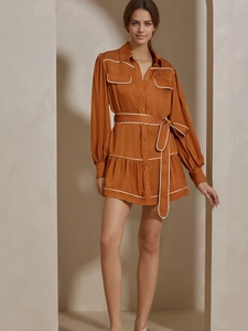 Robe Chemise en Satin Orange Élégante pour Femmes Avec Passepoil Contrasté Ceinture Manches Bouffantes Longues Mini Robe à Volants