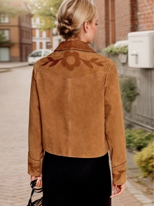Vintage Damen Kurzjacke aus braunem Wildlederimitat mit floraler Stickerei am Rücken