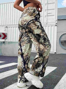 Pantaloni cargo mimetici woodland a vita alta da donna con tasche a patta e coulisse