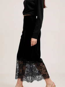Elegant high waist black velvet midi skirt with floral lace patchwork and side slit