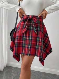 Jupe Courte à Carreaux Style Britannique pour Femmes Ourlet Asymétrique Jupe Écossaise Avec Ceinture Nœud Jupe Trapèze Élégante