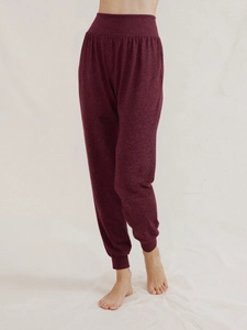 Women's high waist burgundy marl joggers with elastic waistband and ribbed cuffs